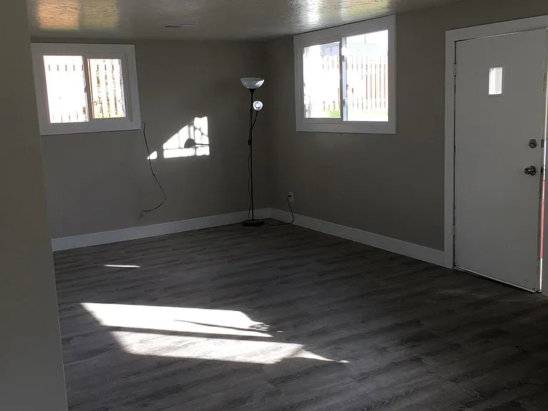 2460 S 400 E #DOWNSTAIRS — Photo 14