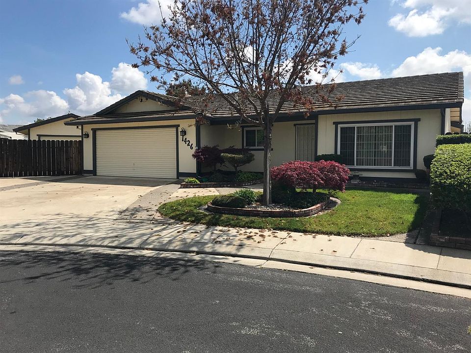 1st image of 1426 Highland Ct