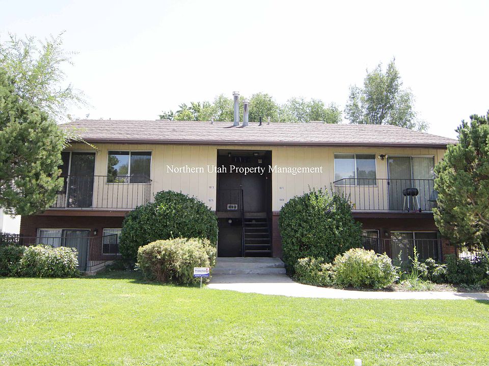 1 Front of Plex_10042017