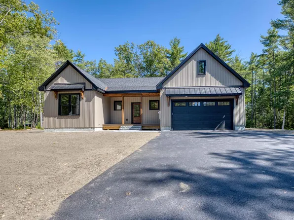 10 Winchester Lane, Tuftonboro, NH 03850