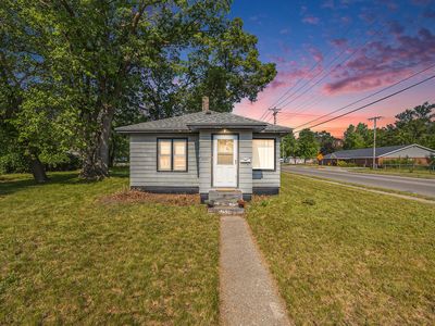 2201 Riordan St, Muskegon Heights, MI, 49444