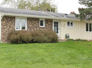 797 Newell Dr, Apple Valley, MN 55124