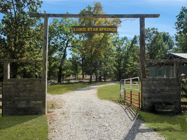 10325 Laporte Rd, Bonne Terre, MO 63628