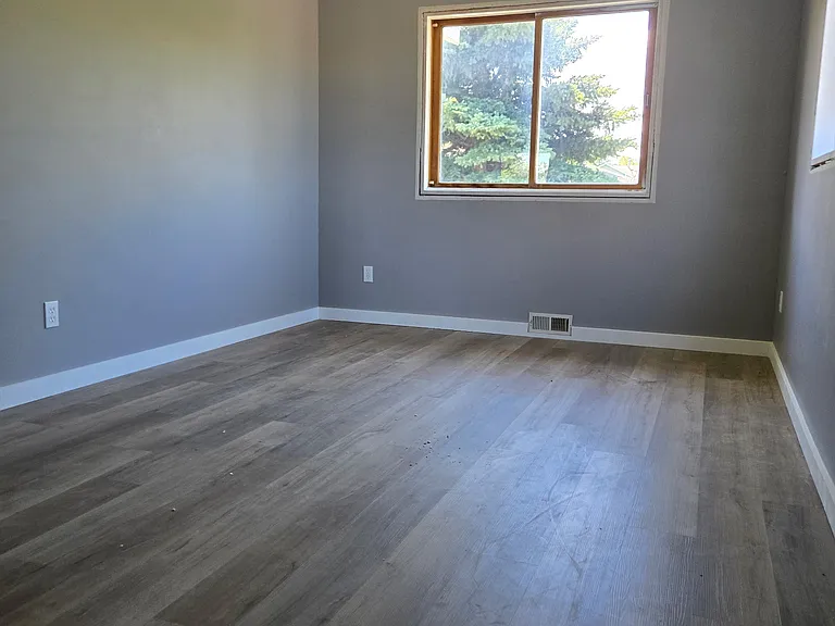 102 N Pondera Ave #D — Photo 16