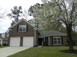 572 Pointe Of Oaks Rd, Summerville, SC 29485