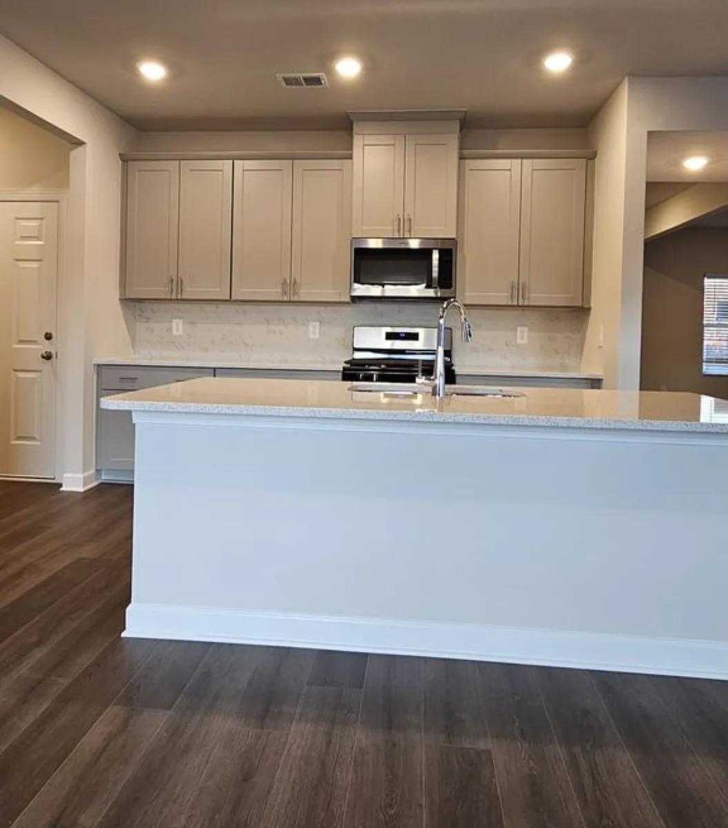 Building Photo - 212 Lavinia Cir