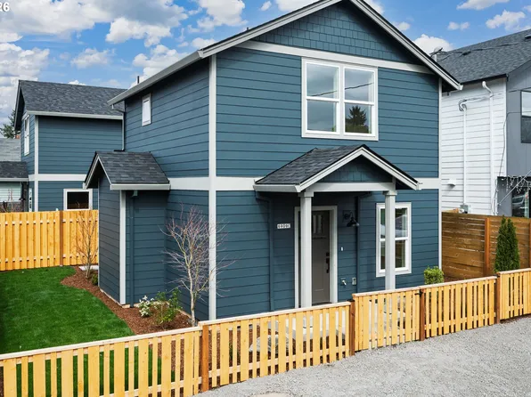 6909 NE Multnomah St #C, Portland, OR 97213