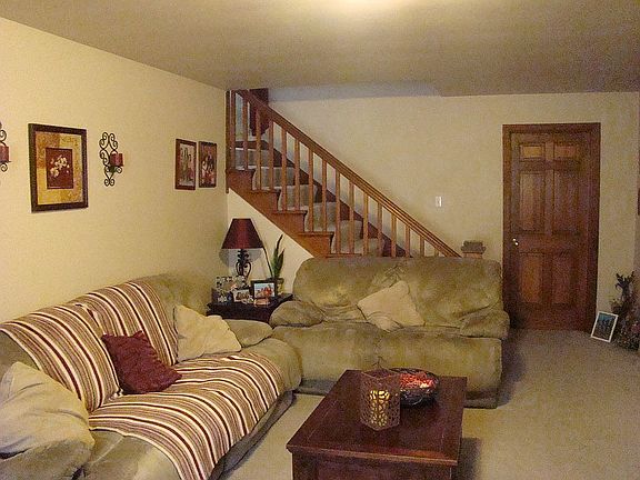 Spacious living room