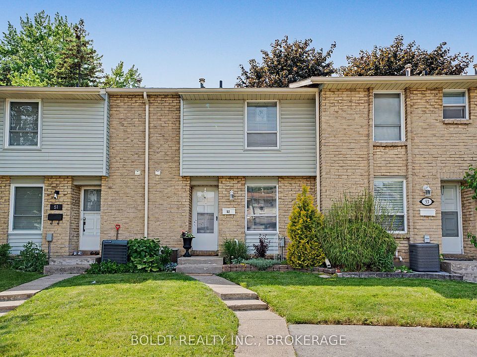 1st image of 242 Lakeport Rd #52