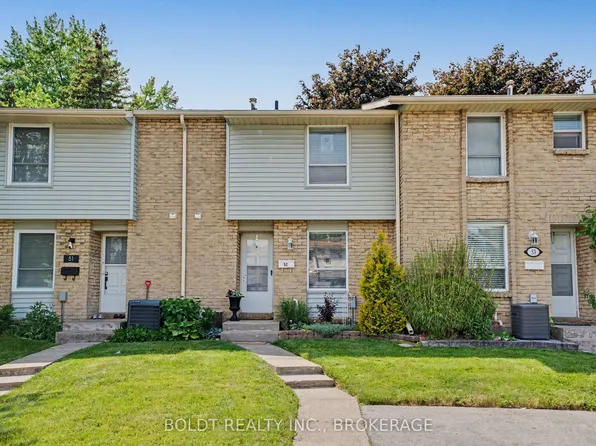 242 Lakeport Rd #52, Saint Catharines, ON L2N 6V2