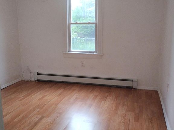 5th image of 9 Kelly Hill Rd #2
