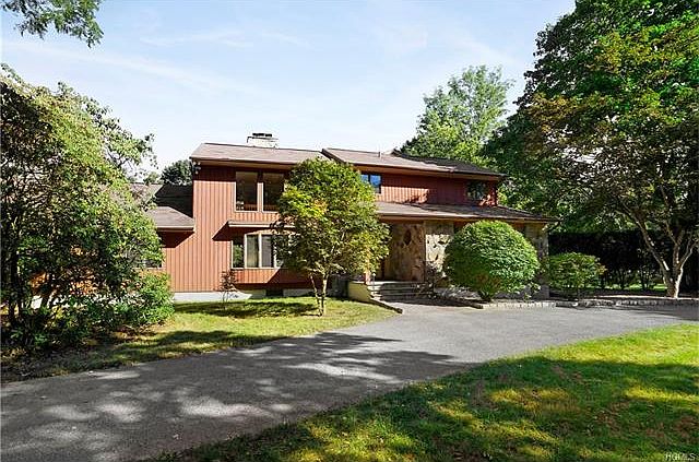 1st image of 185 Nanny Hagen Rd