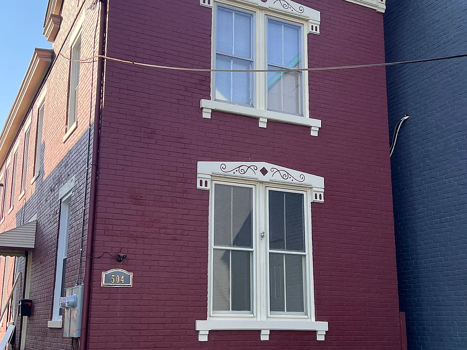 504 Fairfield Ave #2