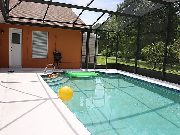 2nd image of 3218 Saint Augustine Ct