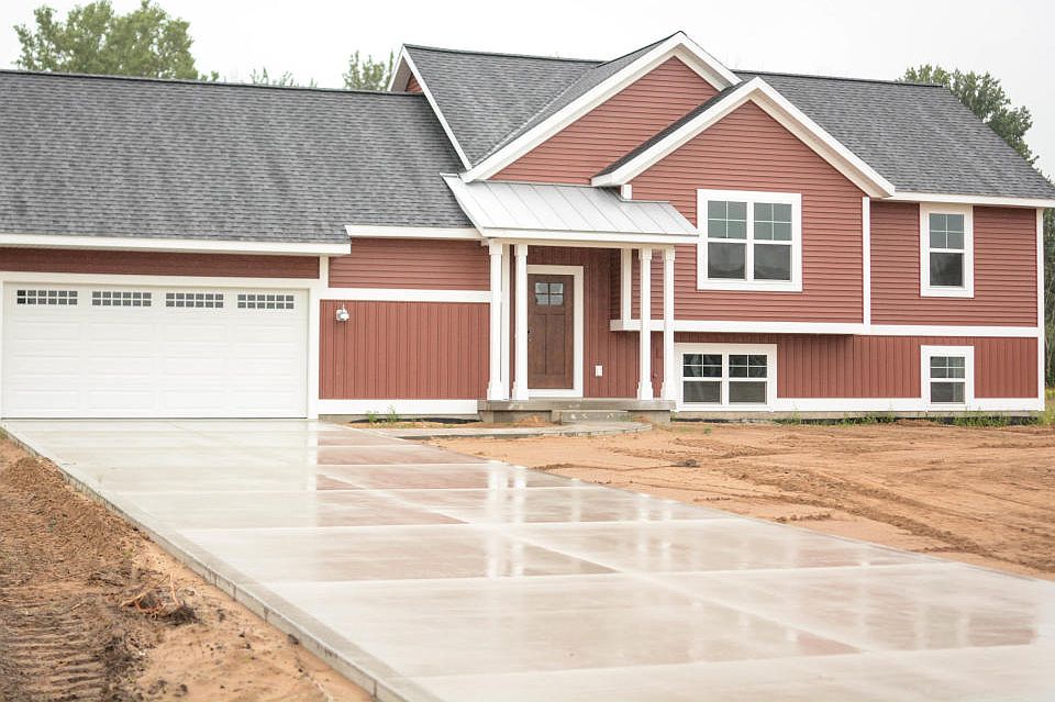 1st image of 9650 Lorraine Ct