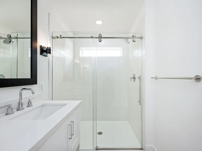9207 Forkleaf Oak Dr — Photo 64