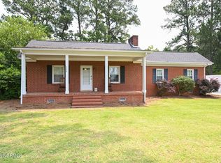 208 Hooks Ave, Fremont, NC 27830