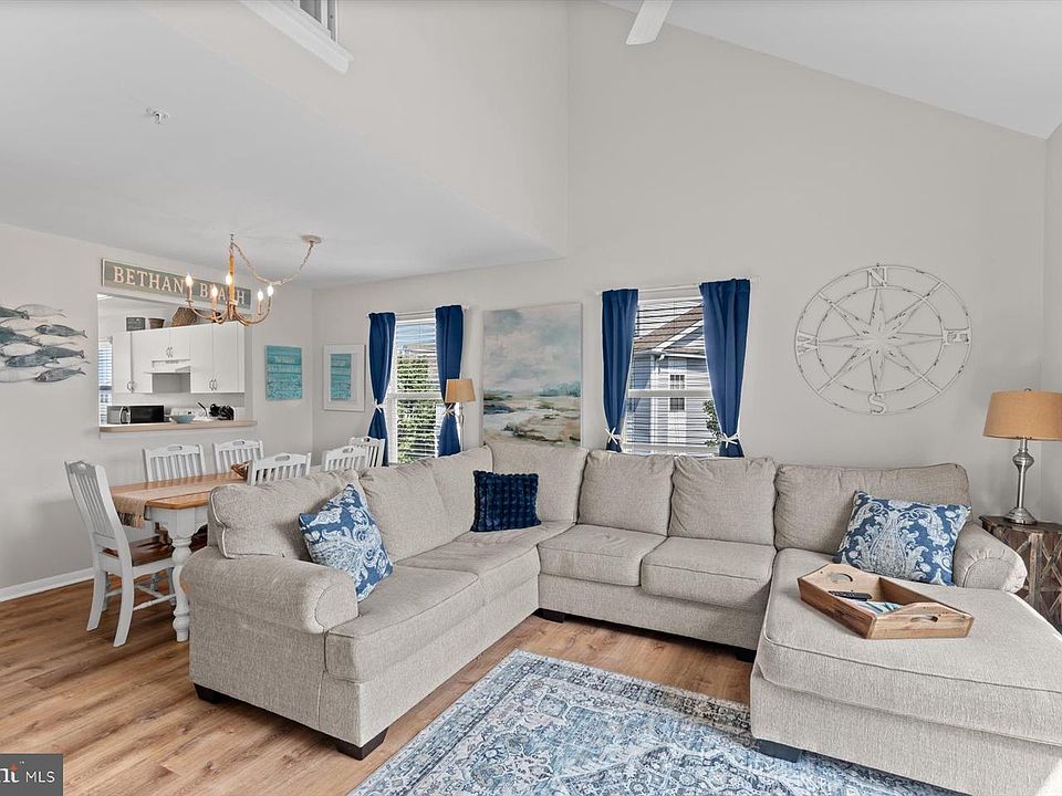 1st image of 30380 Crowley Dr Unit 417