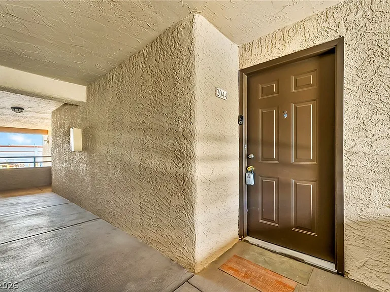 2200 S Fort Apache Rd #2044 — Photo 4