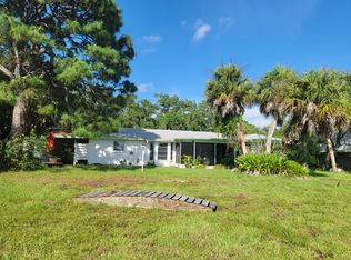 2120 Lemon Ave, Englewood, FL 34223