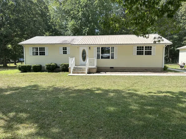 2702 Baseline Rd, Jamestown, TN 38556