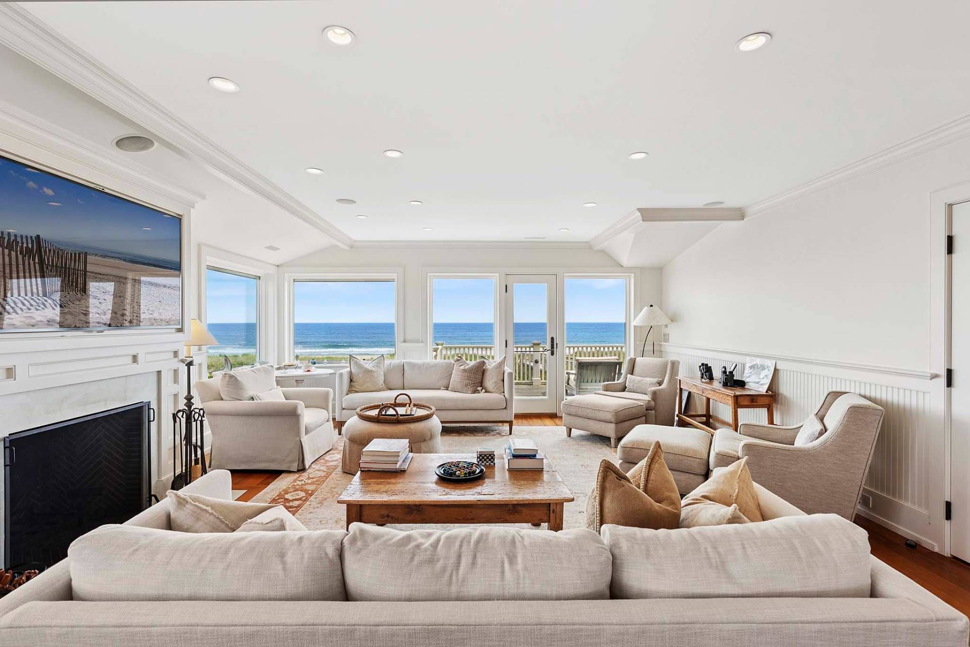 167 Dune Rd, Bridgehampton, NY 11976 | Out East