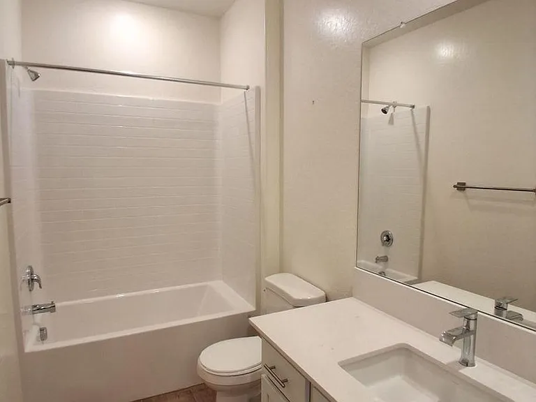 6609 E Carmen Ave — Photo 10