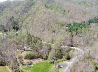 111 Turkey Creek Rd, Flat Lick, KY 40935