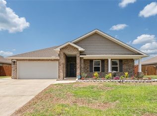 10690 Burlington Estates Dr, Mobile, AL 36608