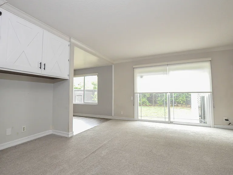 283 Heathcliff Pl — Photo 9