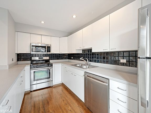 5th image of 1151 W Eddy St Unit J