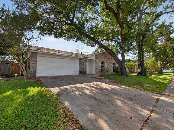 2nd image of 5110 Lerwick Dr