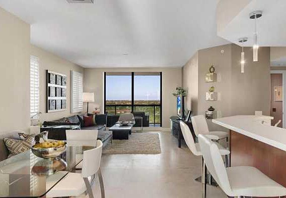 Home For Sale In The Landmark