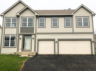 1776 Dyer Dr, Bartlett, IL 60103