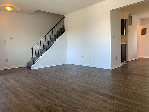 4th image of 3097 Silver Rock Ave #3099