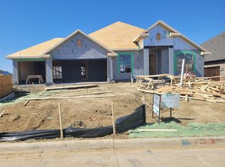 733 Carriage Hill Rd, Midlothian, TX 76065