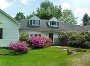 7717 Mayfield Rd, Chesterland, OH 44026