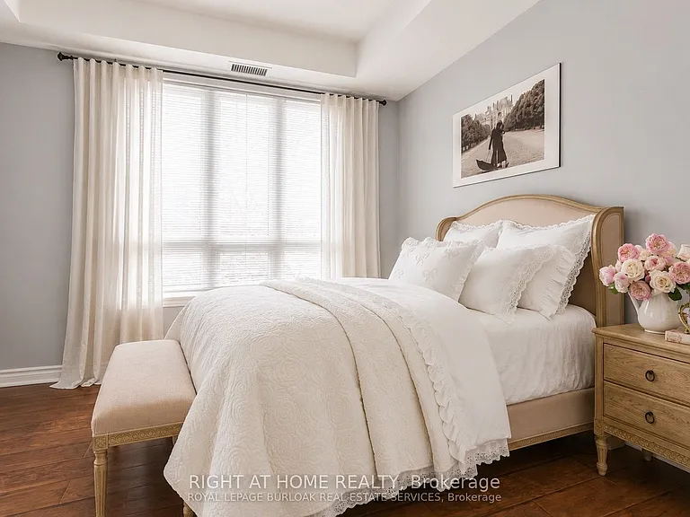 5327 Upper Middle Rd #205 — Photo 5
