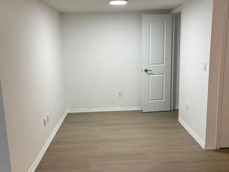 75 Liberty St #1010 — Photo 9