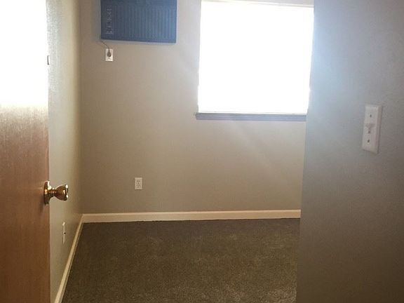 2nd image of 201B Valleyview Ave APT 14
