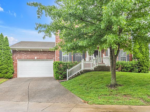 3rd image of 2204 Wolford Cir