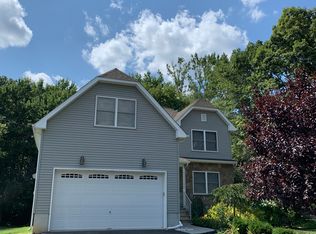 354 Spotswood Englishtown Rd, Monroe Township, NJ 08831