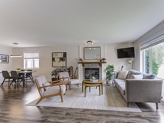 2nd image of 11392 Lodge Rd #12