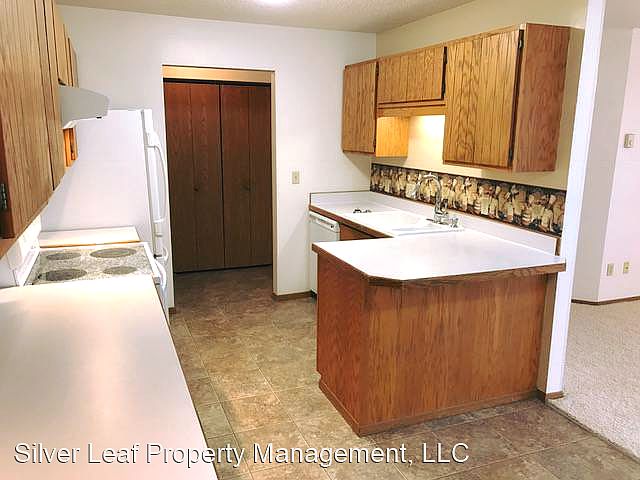 2nd image of 3402 15th Ave SW APT 306