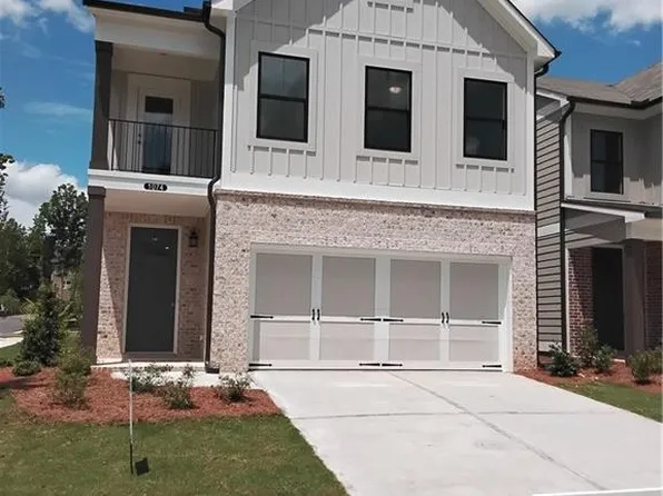 1074 Crest Mill Dr, Marietta, GA 30008
