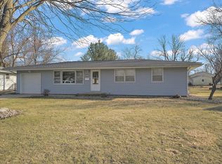 630 E 5th St, El Paso, IL