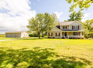 9421 Cleveland Ave, Baroda, MI 49101