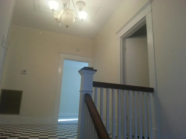 1039 Dalzell St — Photo 5