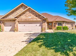 489 E Lombardy Dr, Republic, MO 65738