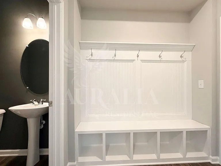 111 Lennei Ln — Photo 6